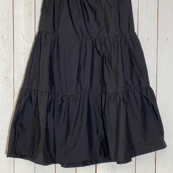 H&M Skirt - Picture 3 of 10